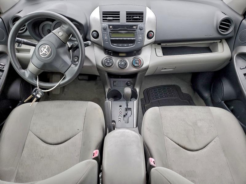 Photo 8 from auction – 2010 TOYOTA RAV4 with VIN JTMBF4DV0AD029464