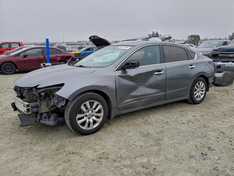 NISSAN ALTIMA 2.5 2017 with VIN 1N4AL3AP3HN314982 - Photo from auction