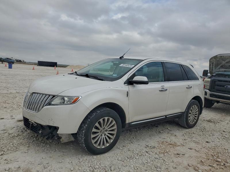 LINCOLN MKX 2013 with VIN 2LMDJ6JK4DBL61141 - Photo from auction