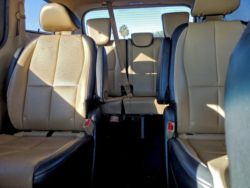 Photo 10 from auction – 2016 KIA SEDONA with VIN KNDMC5C15G6160571