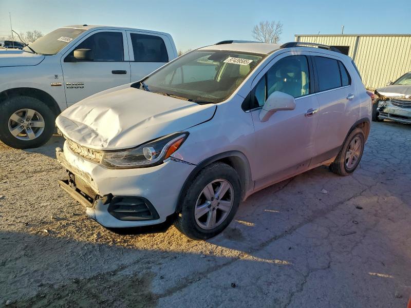 CHEVROLET TRAX 1LT 2020 with VIN KL7CJLSB2LB032349 - Photo from auction