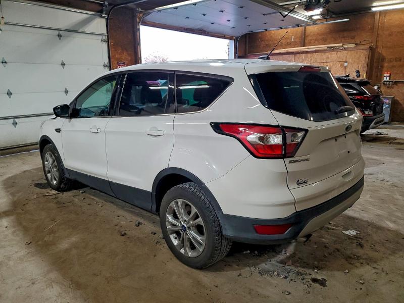 Photo 2 from auction – 2017 FORD ESCAPE SE with VIN 1FMCU9GD5HUE91440