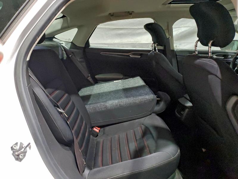 Photo 10 from auction – 2013 FORD FUSION SE with VIN 3FA6P0HR2DR224519