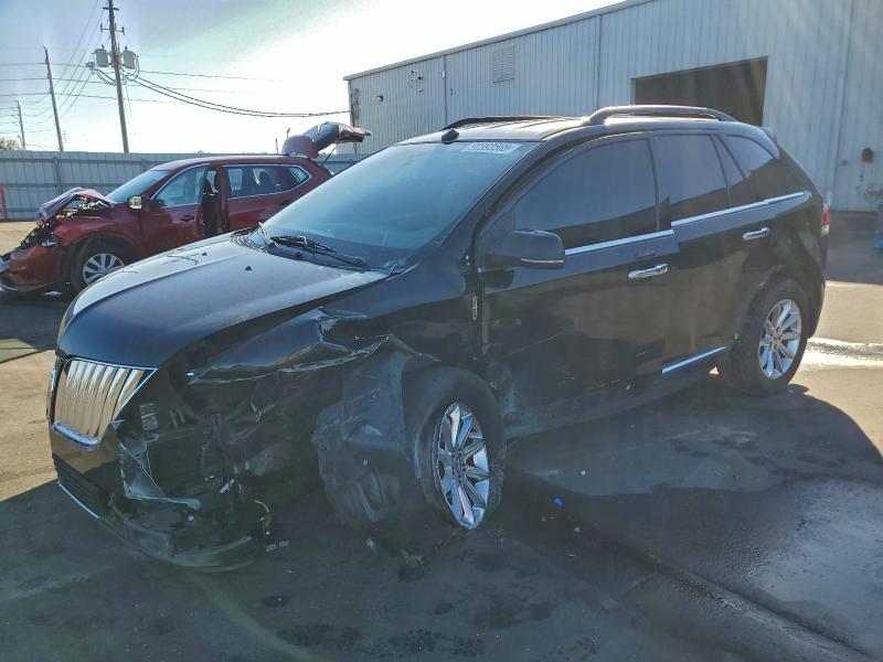 LINCOLN MKX 2014 with VIN 2LMDJ6JK8EBL17581 - Photo from auction