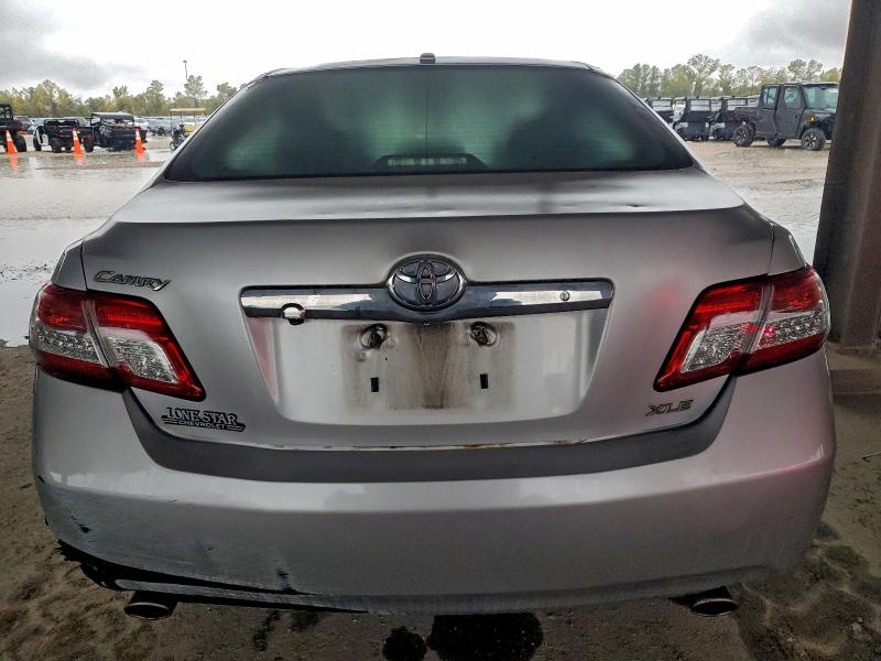 Photo 6 from auction – 2011 TOYOTA CAMRY SE with VIN 4T1BK3EK4BU120969