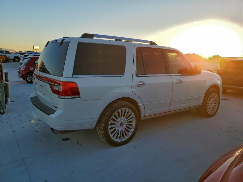 Photo 3 from auction – 2015 LINCOLN NAVIGATOR with VIN 5LMJJ2HT2FEJ13870