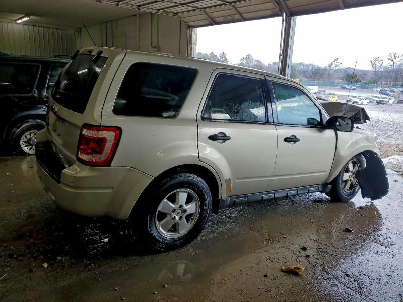Photo 3 from auction – 2011 FORD ESCAPE XLS with VIN 1FMCU0C76BKC65454