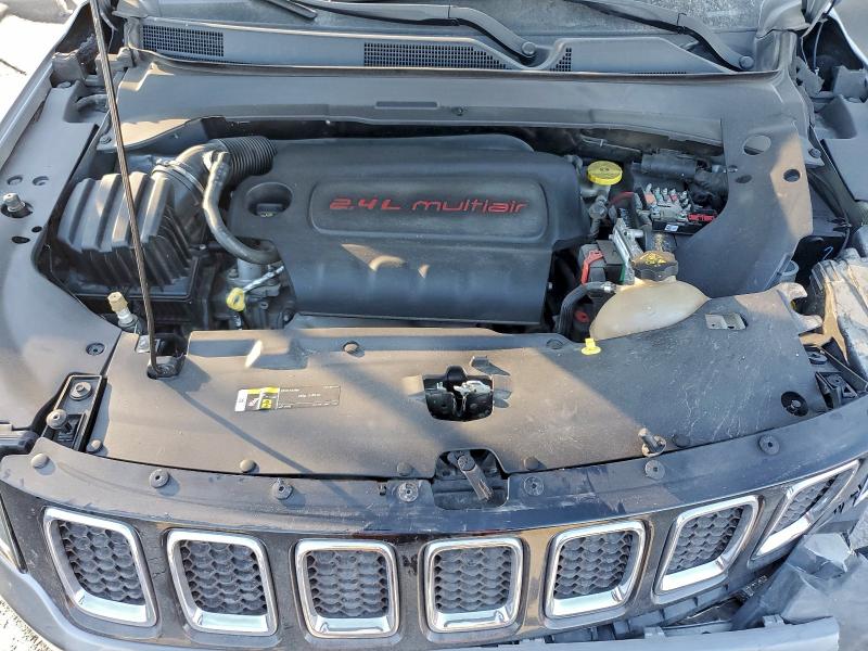 Photo 12 from auction – 2017 JEEP COMPASS LA with VIN 3C4NJDBB8HT680172