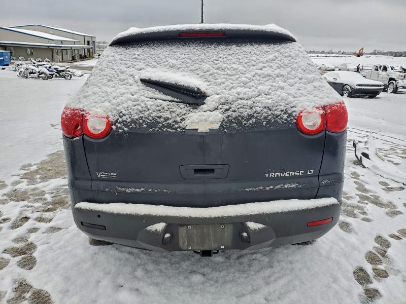 Photo 6 from auction – 2011 CHEVROLET TRAVERSE L with VIN 1GNKRGED1BJ240911