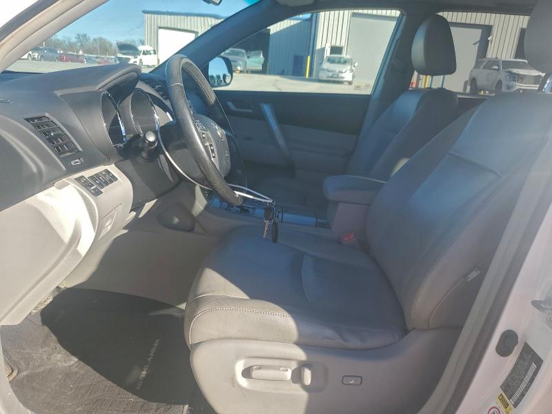 Photo 7 from auction – 2012 TOYOTA HIGHLANDER with VIN 5TDBK3EH9CS161774
