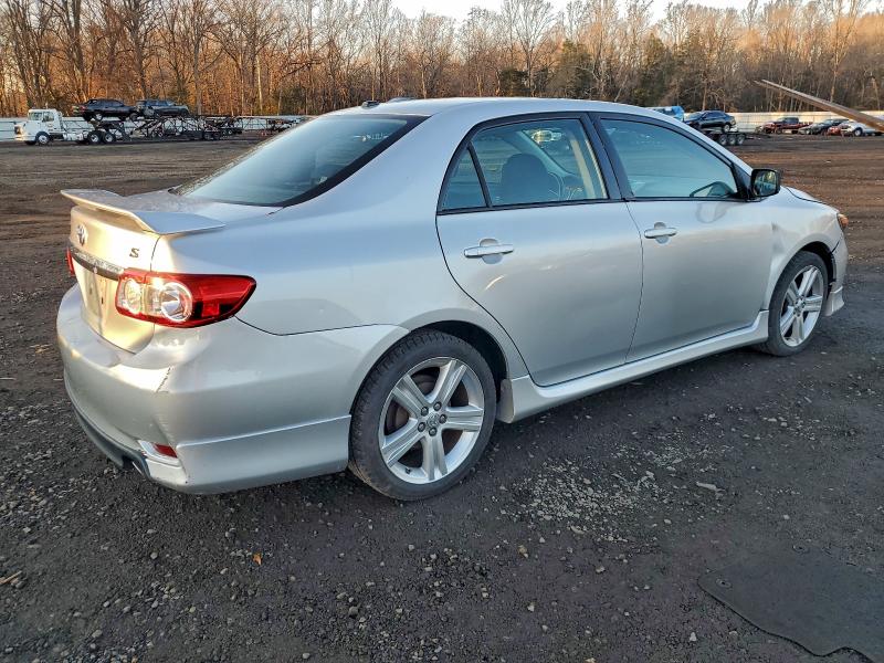 Foto 3 de la subasta – 2013 TOYOTA COROLLA BA con VIN 2T1BU4EE2DC981582