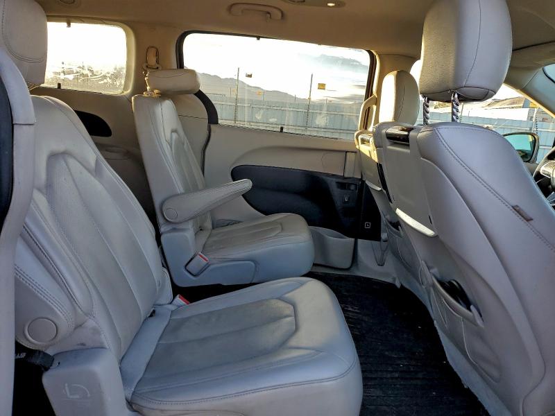 Photo 11 from auction – 2017 CHRYSLER PACIFICA T with VIN 2C4RC1EG9HR537543