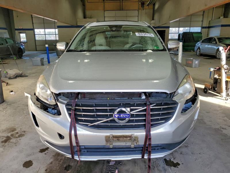 Foto 5 de la subasta – 2014 VOLVO XC60 3.2 con VIN YV4952DZ2E2550466