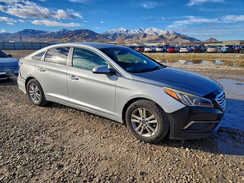 Photo 4 from auction – 2017 HYUNDAI SONATA with VIN 5NPE24AF9HH567378