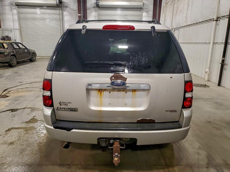 Photo 6 from auction – 2007 FORD EXPLORER L with VIN 1FMEU75897UA80902