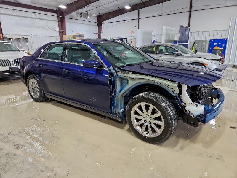 Photo 4 from auction – 2014 CHRYSLER 300 with VIN 2C3CCAAGXEH276330