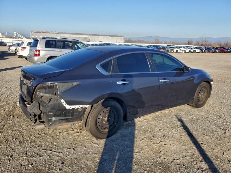 Photo 3 from auction – 2015 NISSAN ALTIMA 2.5 with VIN 1N4AL3AP2FC591471