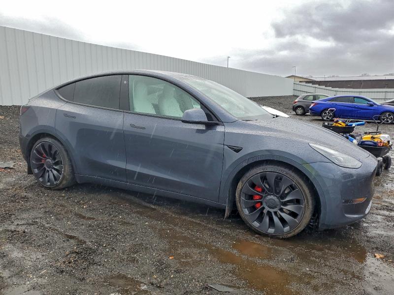 Photo 4 from auction – 2022 TESLA MODEL Y with VIN 7SAYGDEF5NF538739