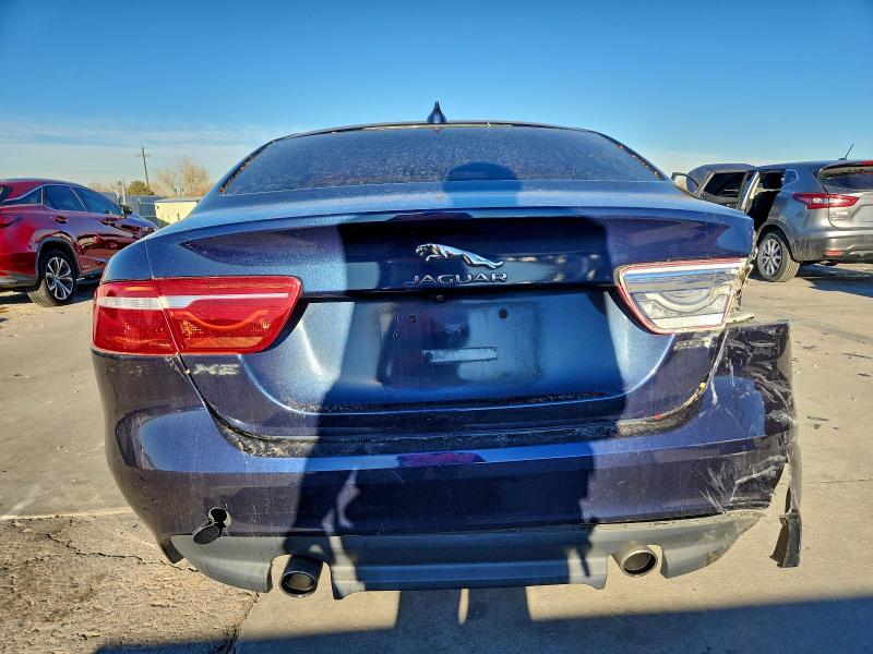 Photo 6 from auction – 2017 JAGUAR XE PREMIUM with VIN SAJAD4BG0HA972859