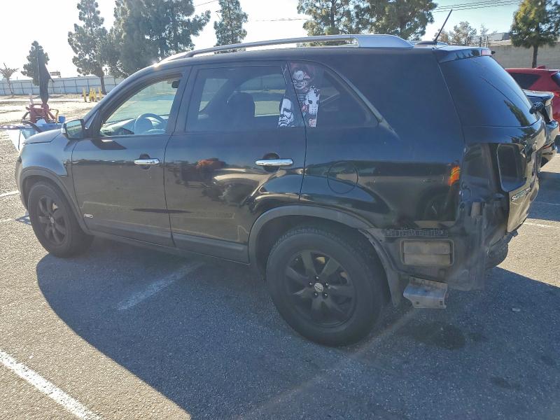 Photo 2 from auction – 2013 KIA SORENTO LX with VIN 5XYKTDA29DG339038