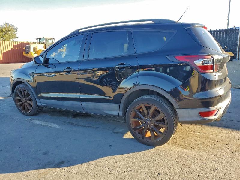 Photo 2 from auction – 2017 FORD ESCAPE TIT with VIN 1FMCU0JD7HUB49363