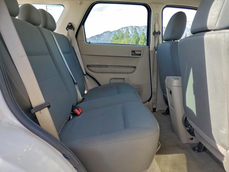 Photo 11 from auction – 2009 FORD ESCAPE XLS with VIN 1FMCU92769KC27397