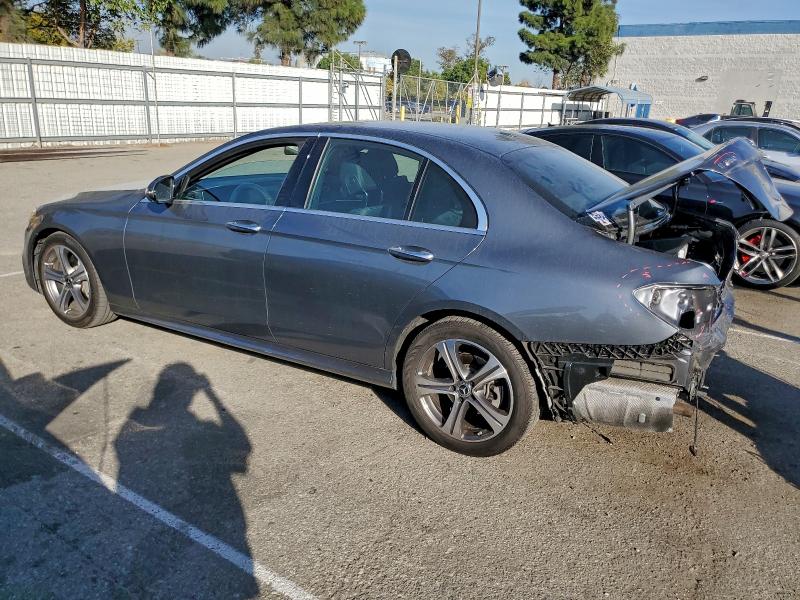 Photo 2 from auction – 2020 MERCEDES-BENZ E 350 with VIN W1KZF8DB2LA763352