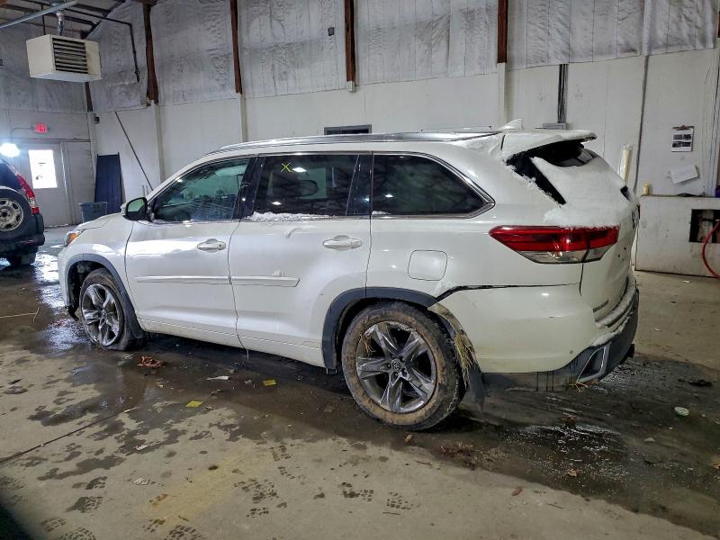 Photo 2 from auction – 2018 TOYOTA HIGHLANDER with VIN 5TDDZRFH3JS867044