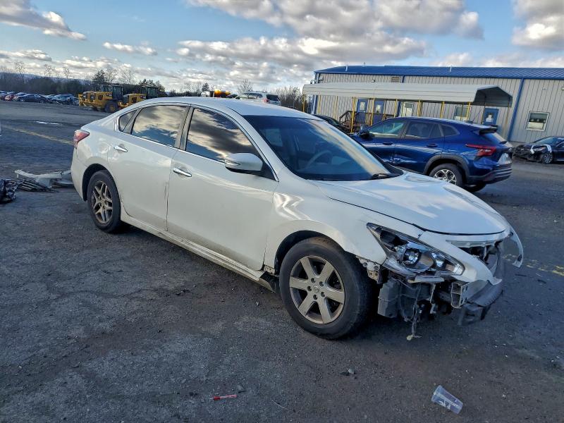 Photo 4 from auction – 2015 NISSAN ALTIMA 2.5 with VIN 1N4AL3AP9FC118151