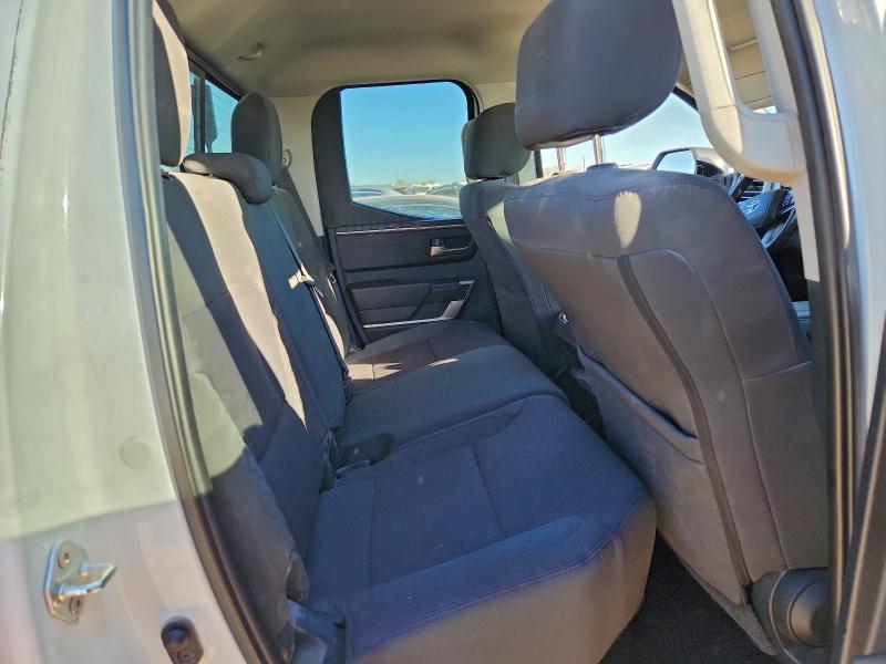 Photo 10 from auction – 2022 TOYOTA TUNDRA DOU with VIN 5TFLA5DA4NX042048