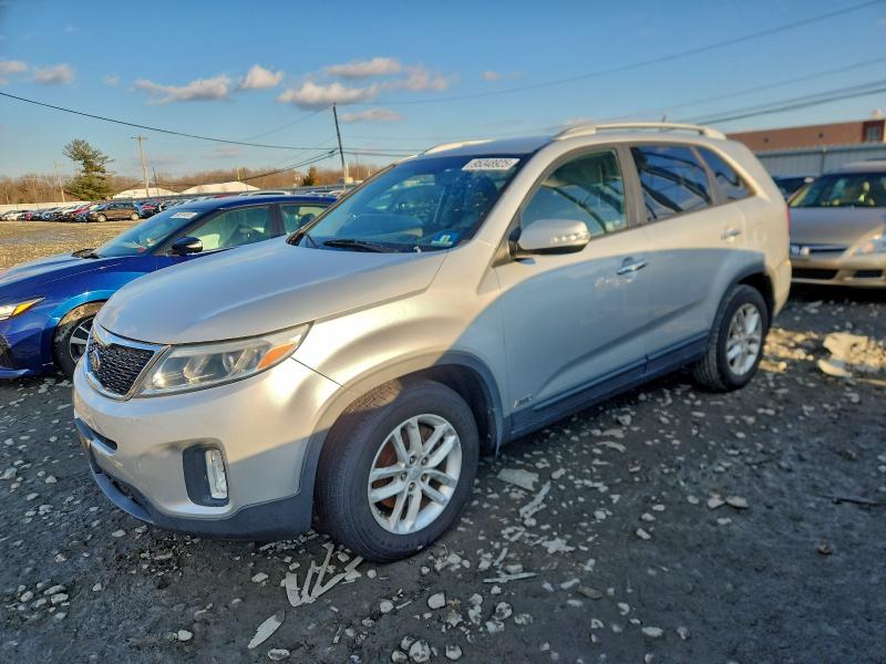 KIA SORENTO LX 2014 with VIN 5XYKTDA66EG477334 - Photo from auction