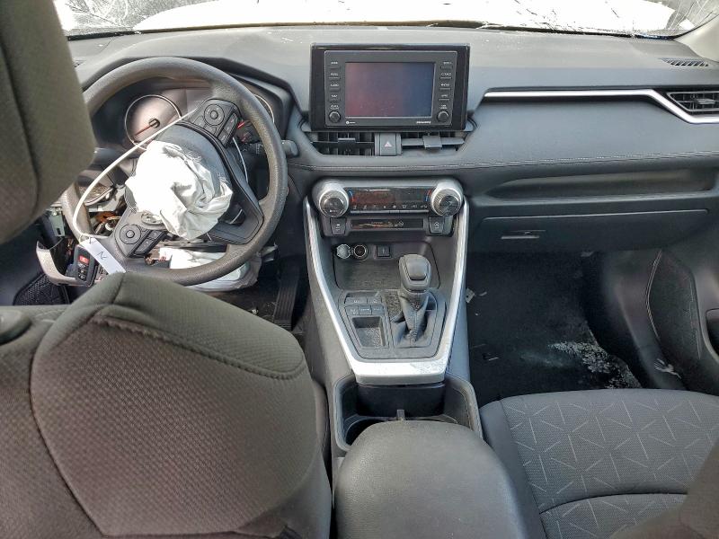 Photo 8 from auction – 2022 TOYOTA RAV4 XLE with VIN 2T3W1RFV1NC213297