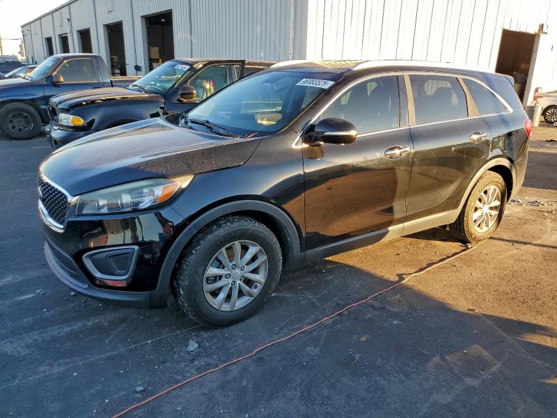 Photo 1 from auction – 2016 KIA SORENTO LX with VIN 5XYPG4A32GG096003
