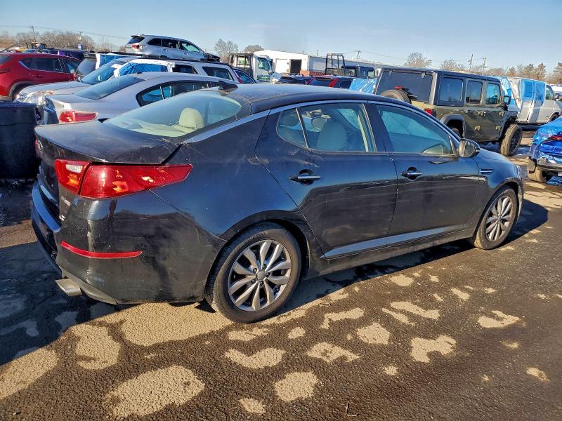 Photo 3 from auction – 2014 KIA OPTIMA EX with VIN 5XXGN4A79EG323200