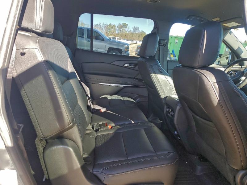 Photo 11 from auction – 2024 CHEVROLET TRAVERSE L with VIN 1GNEREKS2RJ240558