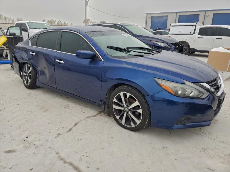 Photo 4 from auction – 2017 NISSAN ALTIMA 2.5 with VIN 1N4AL3AP7HC293968
