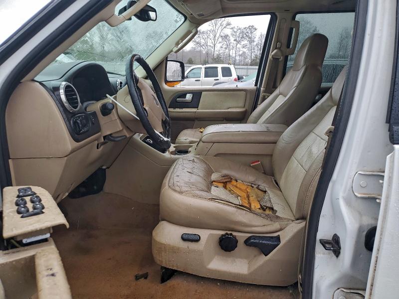 Photo 7 from auction – 2004 FORD EXPEDITION with VIN 1FMFU17L54LB33874