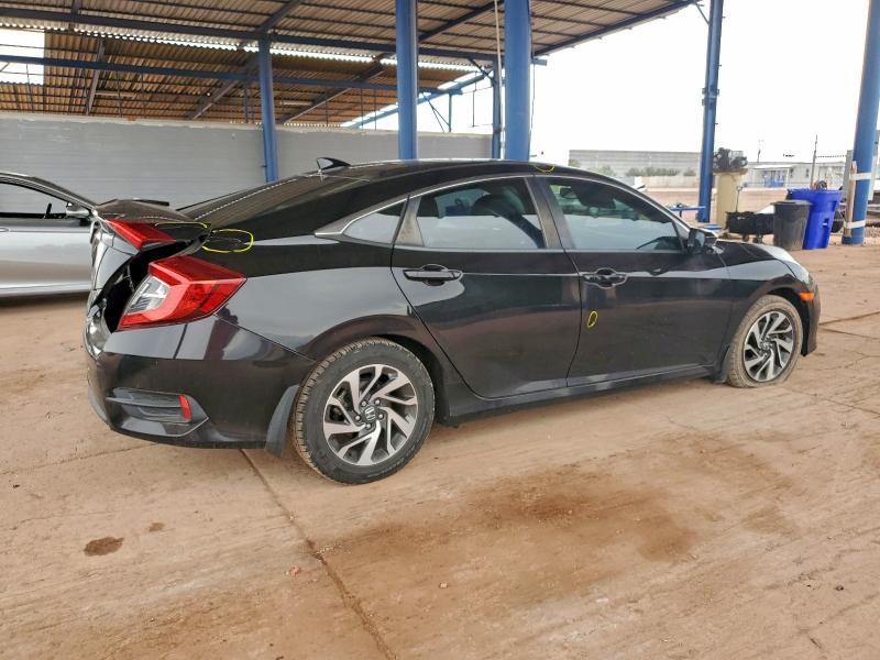 Photo 3 from auction – 2018 HONDA CIVIC EX with VIN 2HGFC2F71JH568449