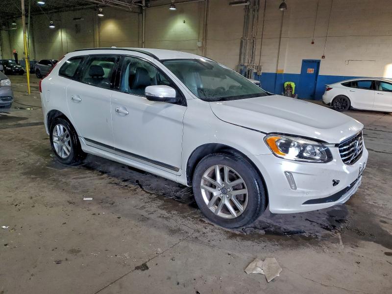 Photo 4 from auction – 2017 VOLVO XC60 T5 with VIN YV440MDJ9H2084067