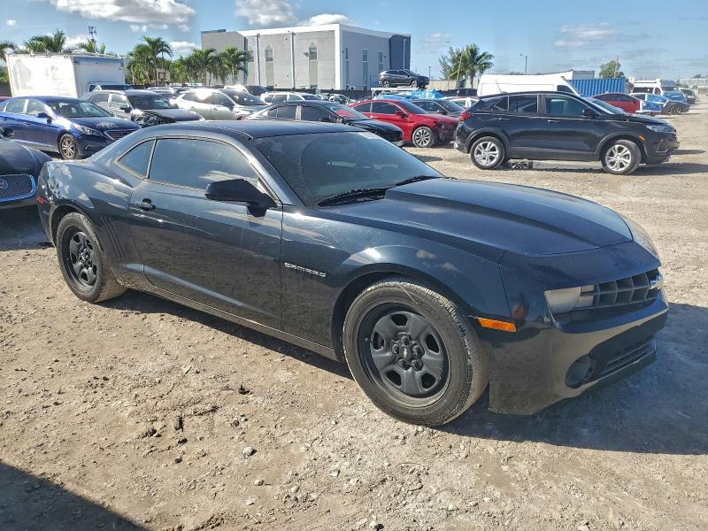 Photo 4 from auction – 2011 CHEVROLET CAMARO LS with VIN 2G1FA1EDXB9153205