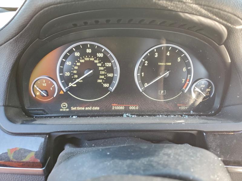 Photo 9 from auction – 2011 BMW 750 I with VIN WBAKA8C55BCY36316
