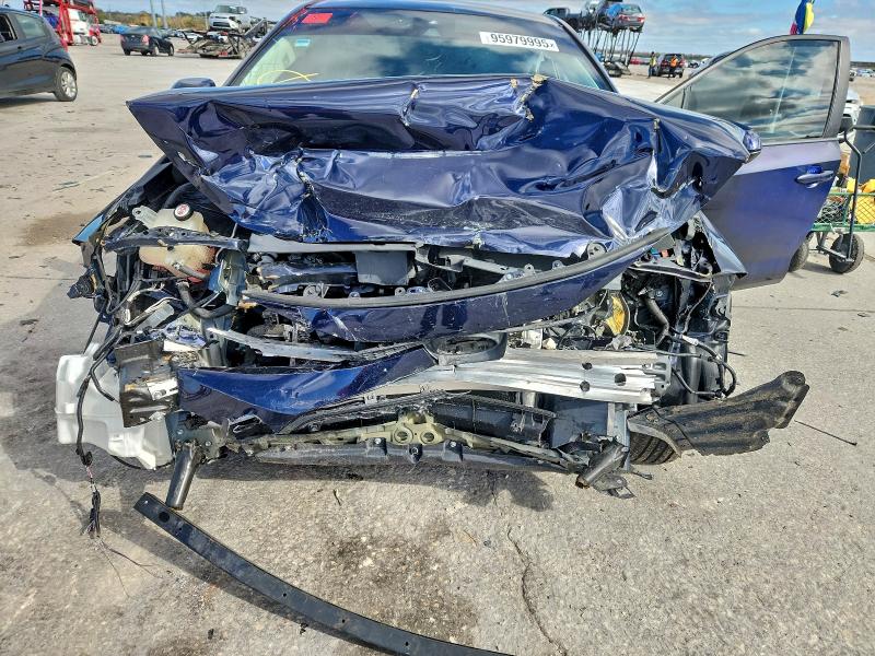Photo 11 from auction – 2022 TOYOTA COROLLA LE with VIN 5YFEPMAE0NP284178
