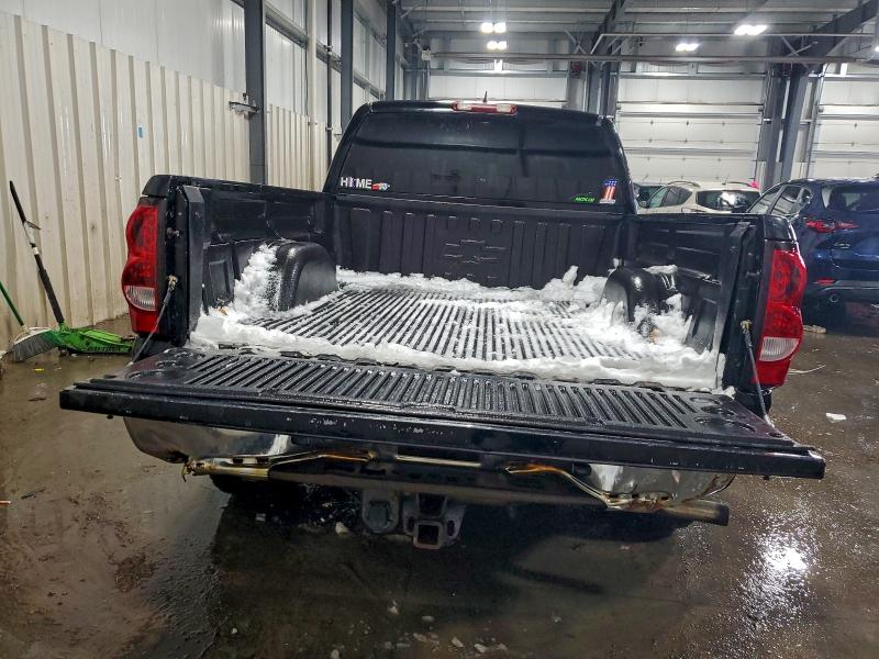 Photo 6 from auction – 2003 CHEVROLET SILVERADO with VIN 1GCEK19T93E126156
