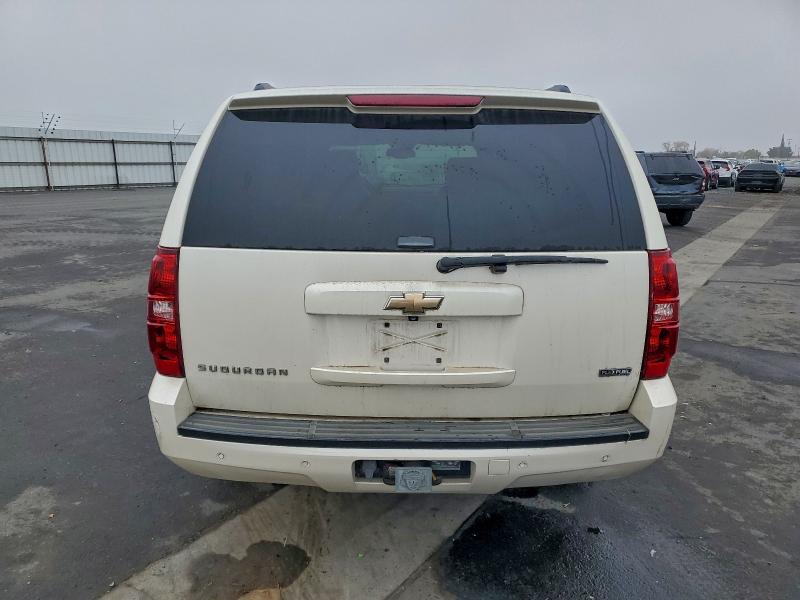 Photo 6 from auction – 2008 CHEVROLET SUBURBAN K with VIN 1GNFK16348R227900