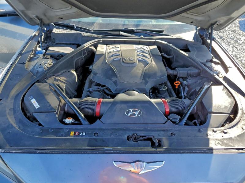 Photo 11 from auction – 2015 HYUNDAI GENESIS 5. with VIN KMHGN4JF6FU021040