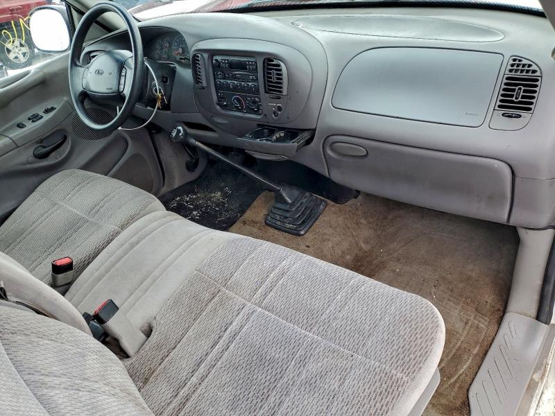 Photo 8 from auction – 1998 FORD F-150 with VIN 1FTZF1724WNA92065