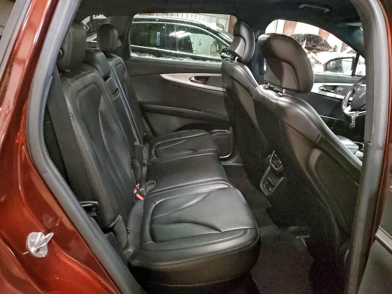 Photo 11 from auction – 2016 LINCOLN MKX PREMIE with VIN 2LMTJ8JR7GBL79142