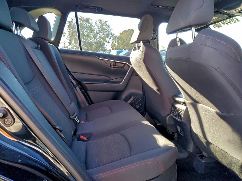 Photo 11 from auction – 2021 TOYOTA RAV4 PRIME with VIN JTMAB3FV1MD057809