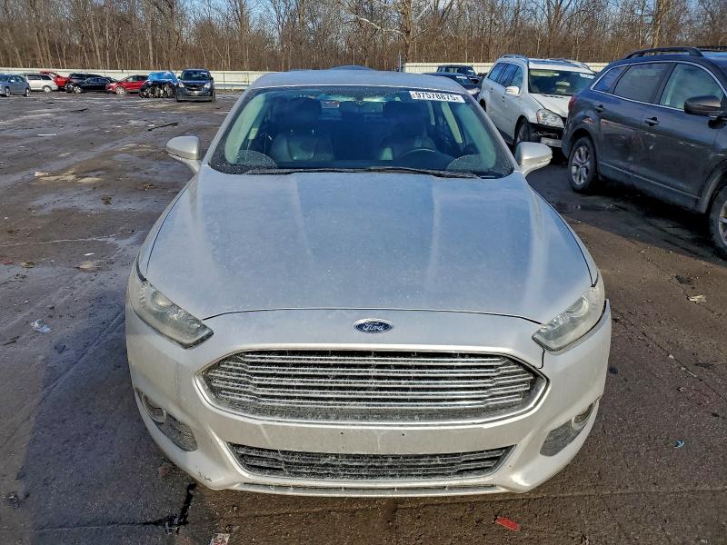 Photo 5 from auction – 2016 FORD FUSION TIT with VIN 3FA6P0K96GR151359
