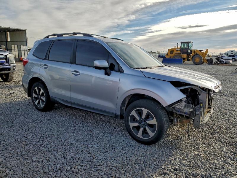 Photo 4 from auction – 2017 SUBARU FORESTER 2 with VIN JF2SJAGC5HH466064